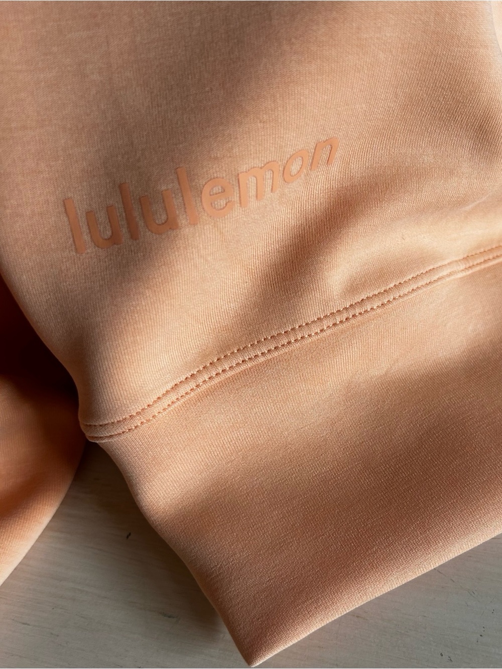 Lululemon Athletica Scuba crewneck sweatshirt, light orange, women’s size 6. EUC - Picture 4 of 5